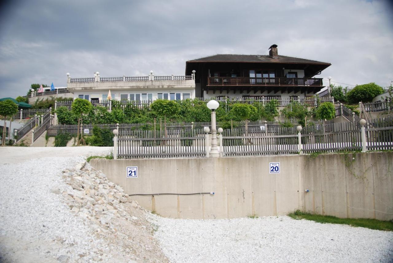 Naturpark-.Weinbergferienhaus Kitzeck im Sausal Exterior foto